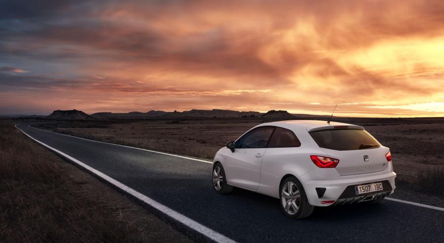  Seat Ibiza Cupra 2012 года  (фото 12 из 64)